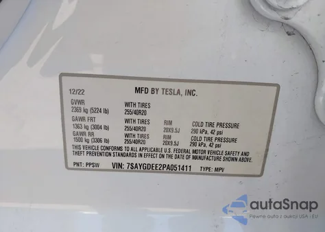 2023 Tesla Model Y Awd/Long Range Dual Motor All-Wheel Drive z USA, uszkodzony, nr VIN 7SAYGDEE2PA051411